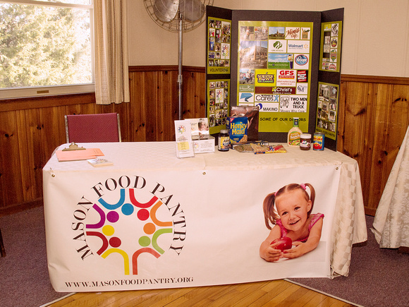 The Mason Food Pantry display.